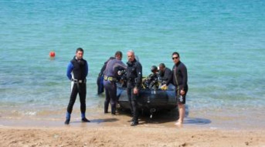 B&uuml;y&uuml;kşehir İtfaiye Daire Başkanı Karakuş, Uluslararası Dalgı&ccedil; Sertifikası Aldı