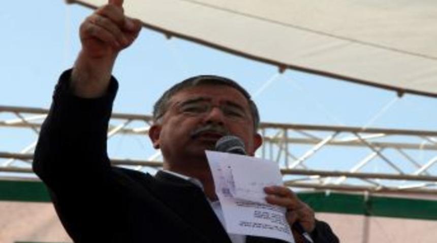 Milli Savunma Bakanı İsmet Yılmaz: