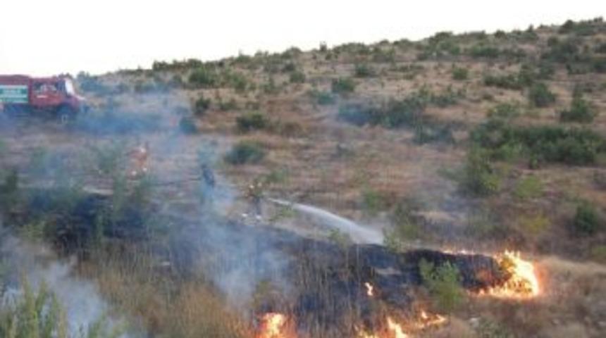 Bursa'da &Ccedil;&ouml;pl&uuml;k Yangını