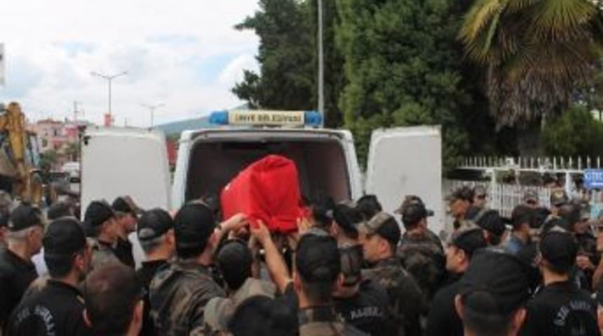 Kazada &Ouml;len Polis Ve Kızına G&ouml;zyaşı