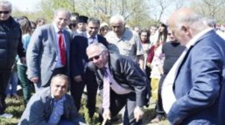 26 Bin Fidan Toprakla Buluştu