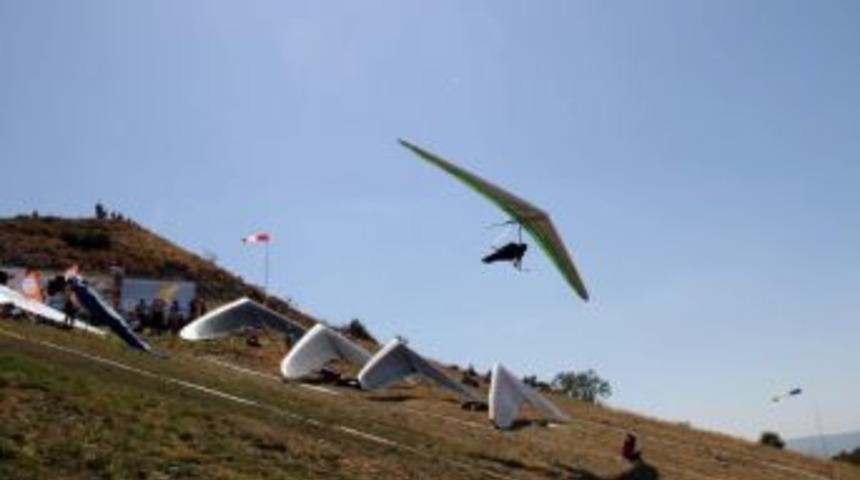 Avrupa Yelken Kanat Şampiyonası Başladı