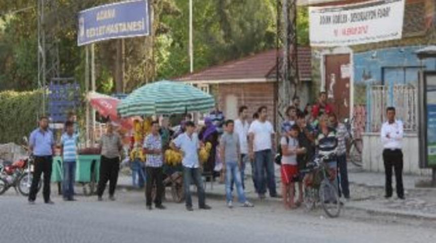 Kaymakamlık &Ouml;n&uuml;nde Ş&uuml;pheli &Ccedil;anta Ve Otomobil Alarmı