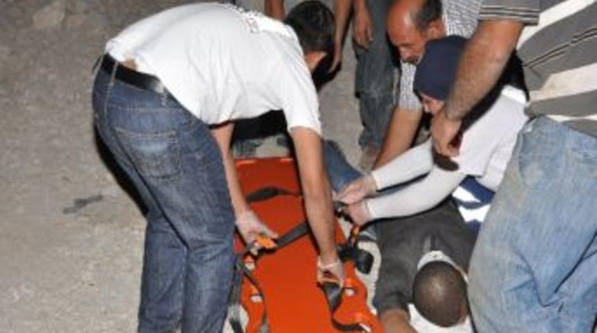 Elbistan'da Trafik Kazası: 4 Yaralı