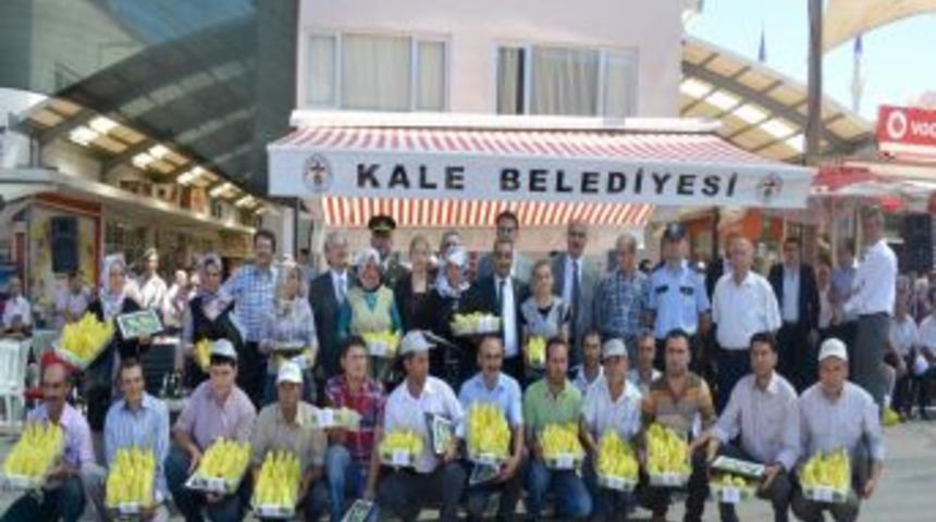 En Iyi &lsquo;Kale Biberi&rsquo; Yetiştiricileri &Ouml;d&uuml;llendirildi