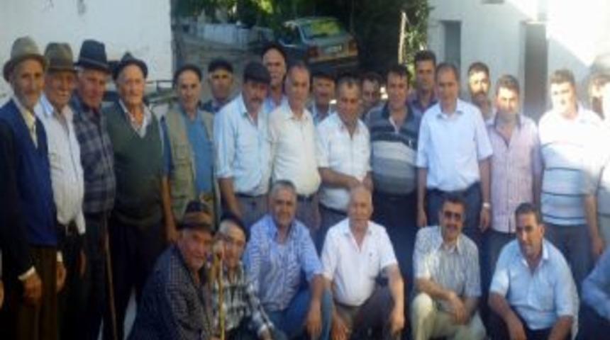 Ak Partili İsmail G&uuml;neş K&ouml;y Gezilerini S&uuml;rd&uuml;r&uuml;yor