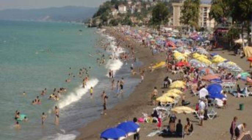 Ak&ccedil;akoca Sahilleri Tıklım Tıklım