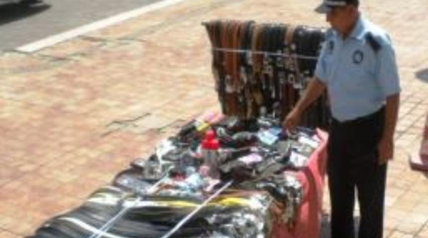 İzinsiz Satış Yapan Seyyar Satıcılara Ceza Kesiliyor