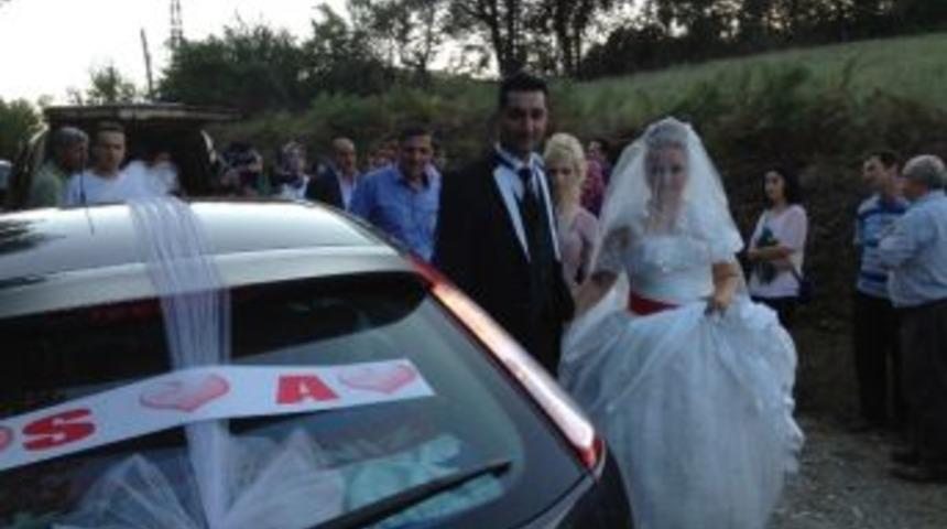 Şaşkın Damat, Gelin Evini Bulamadı