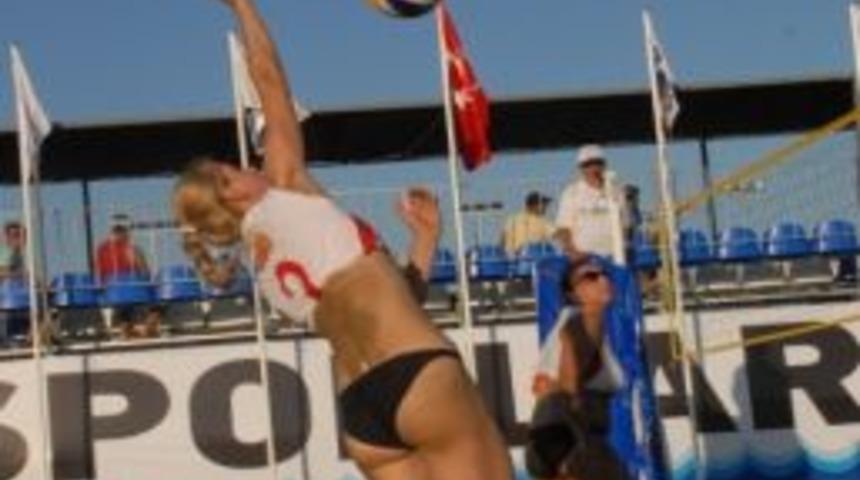 Plaj Voleybol Turnuvası Sona Erdi