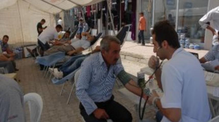 Başkale'de Kızılay'dan Kan Bağış Kampanyası