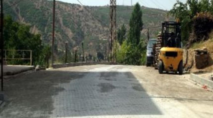 Hizan&rsquo;da Yol &Ccedil;alışmaları