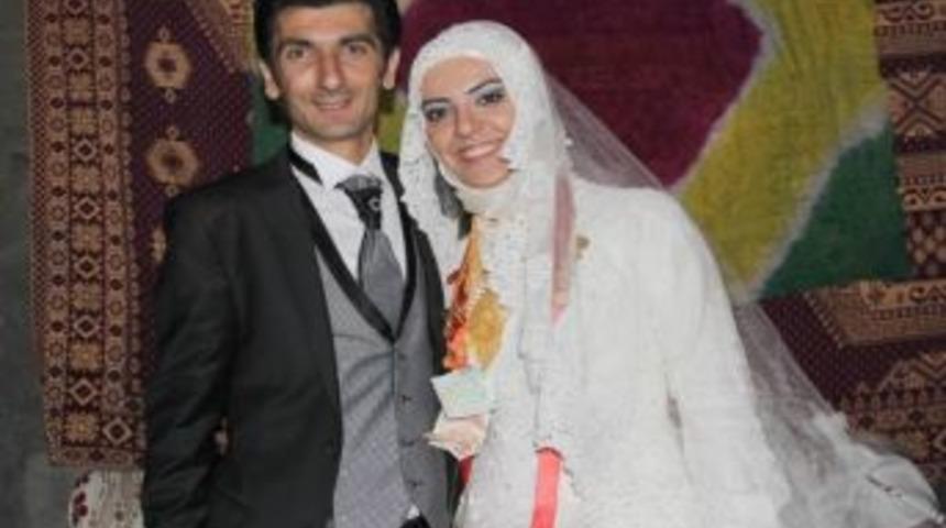 Belediye Başkan Yardımcısı Kurt'un Kardeşine G&ouml;rkemli D&uuml;ğ&uuml;n