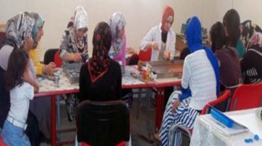 Bitlis Belediyesi'nden Kadınlara Y&ouml;nelik Meslek Kursları