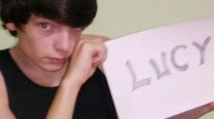 Kız arkadaşından ayrılınca intihar etti