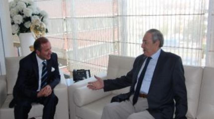 Başkan K&uuml;&ccedil;&uuml;kler, Eski Belediye Başkanı Necati G&uuml;ll&uuml;l&uuml; İle Jandarma B&ouml;lge Komutanı Kaya&rsquo;yı Ağırladı&hellip;