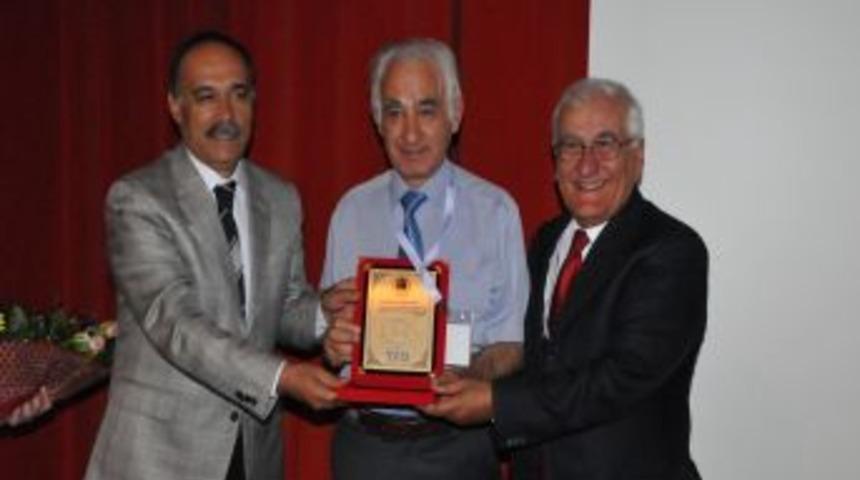 T&Uuml;BİTAK G&ouml;zlemevi &Uuml;niversitelere Teleskop Hizmeti Veriyor