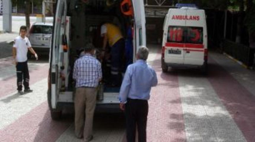 Kargı'da Trafik Kazası: 5 Yaralı