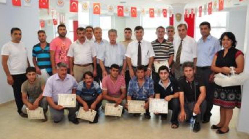 Ustalık belgesini aldılar