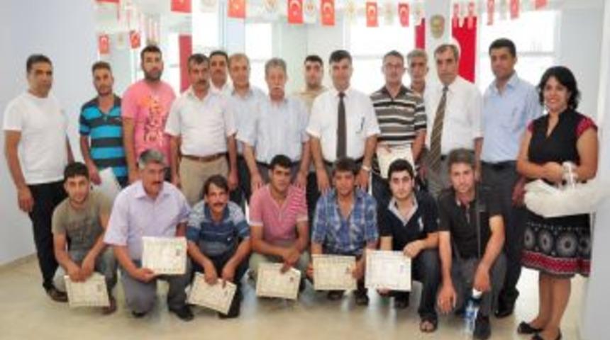 AETESO&rsquo;da Ustalık Belgesi Sevinci