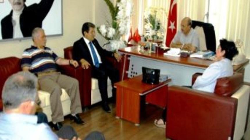 Y&ouml;rt&uuml;rk' Chp&rsquo;yi Ziyaret Etti