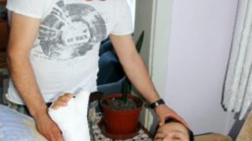 Yolda A&ccedil;ılan &Ccedil;ukura D&uuml;şt&uuml;