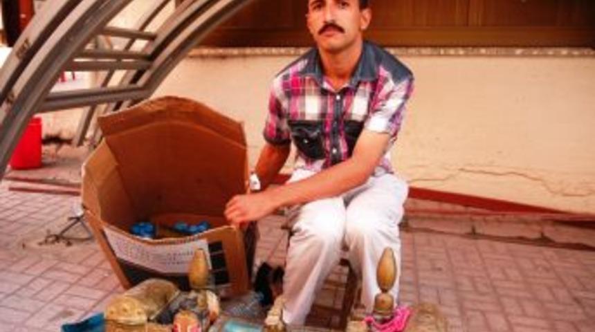 Engelli Gen&ccedil;, Engelli Arkadaşları I&ccedil;in Mavi Kapak Topluyor