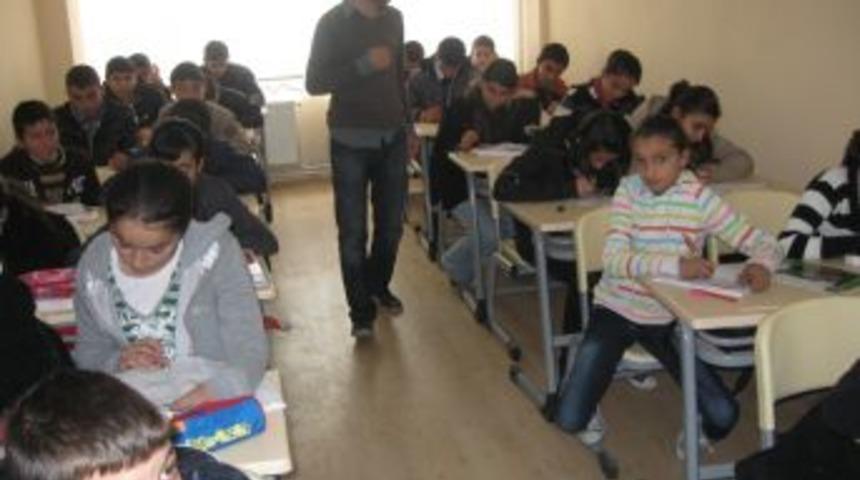 TEYDER'in 54 &Ouml;ğrencisi SBS'de Başarılı Oldu