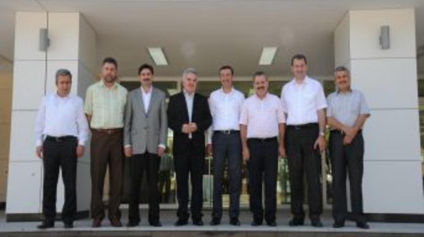 Milletvekillerinden SA&Uuml;&rsquo;ye Ziyaret