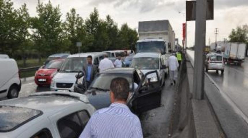 Kamyoncular 400 Tır'la İzmit'e Girmek İstedi