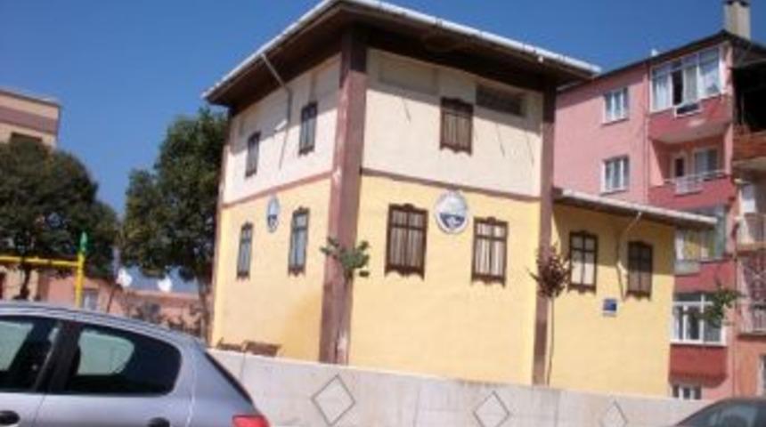 Mudanya Belediyesi Trafolara Estetik G&ouml;r&uuml;n&uuml;m Kazandırıyor