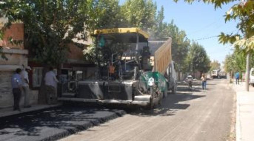 Adıyaman'da Asfalt Ve Yol Yapım Faaliyetleri Aralıksız Devam Ediyor