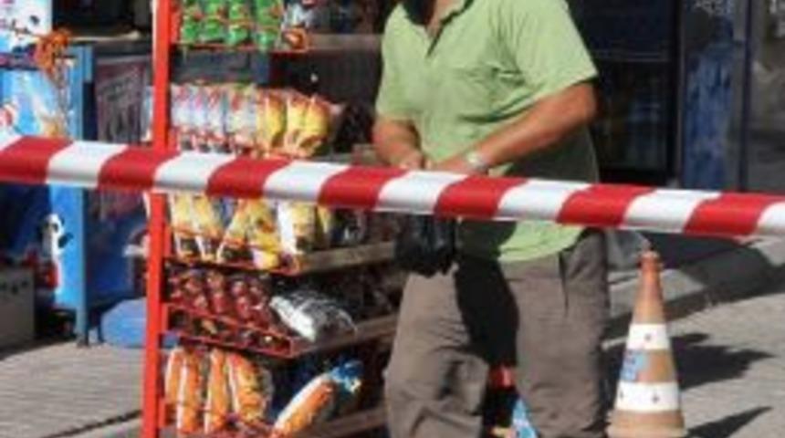 Hastane Girişinde Ş&uuml;pheli &Ccedil;anta Paniğe Neden Oldu