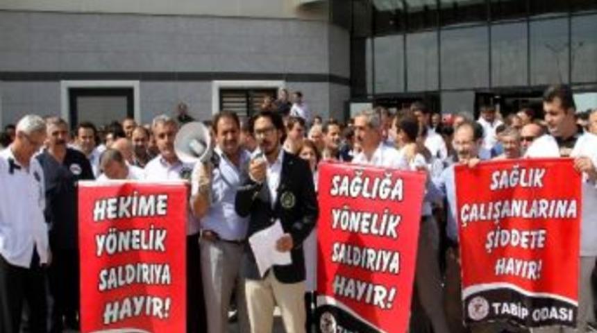 Van&rsquo;da Bir Doktorun Darp Edilmesi