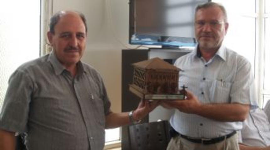 Tayini &Ccedil;ıkan Gelibolu M&uuml;ft&uuml;s&uuml;ne Veda Yemeği