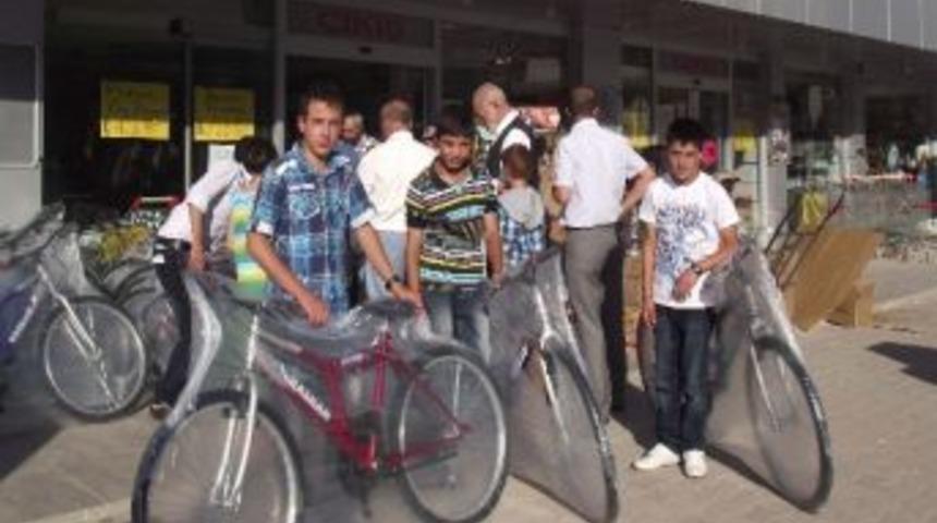 Sarıkaya&rsquo;da Yaz Kur&rsquo;an Kurslarına Katılan &Ouml;ğrenciler &Ouml;d&uuml;llendirildi