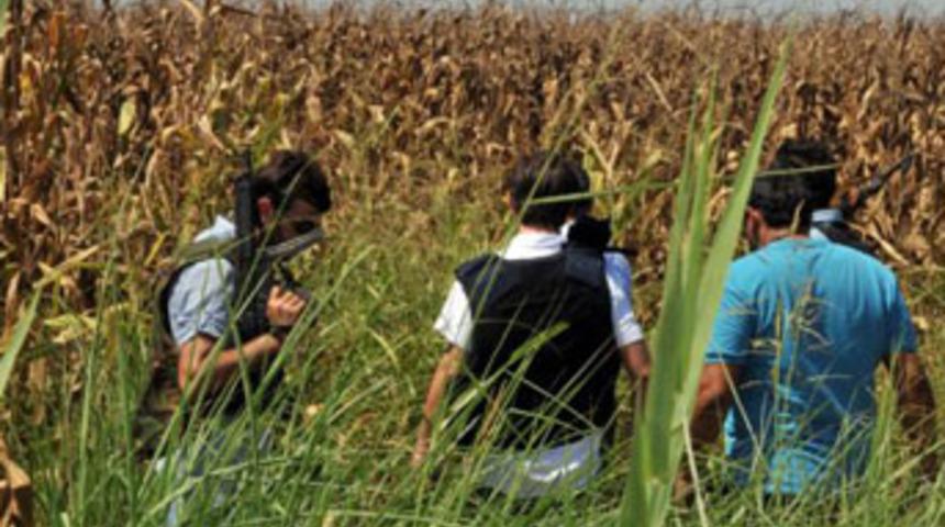 Birlikte yaşadığı kadını &ouml;ld&uuml;rd&uuml;