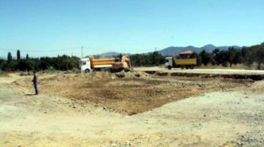 Burhaniye De Yeni Terminal İnşaatı