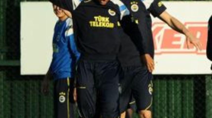 Fenerbah&ccedil;e'de Sel&ccedil;uk Şahin Ve Hasan Ali Turdan Emin