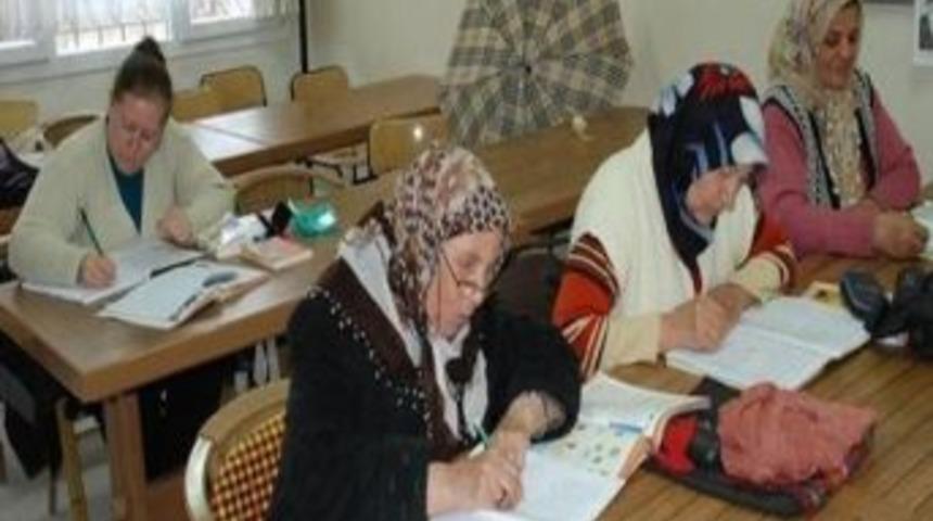 Didim Okuma-yazma Kursunda İl Birincisi Oldu