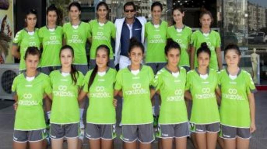 Sakızoğlu Grup&rsquo;tan Bayan Hentbolculara Pirim