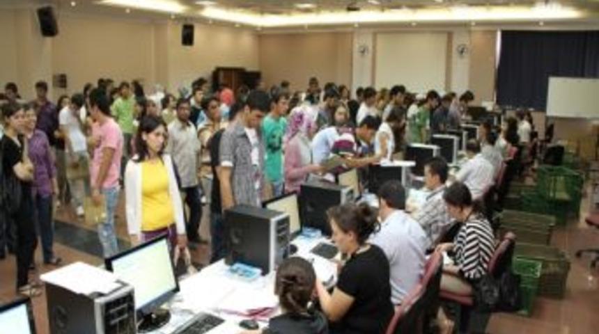 Pa&uuml; Yeni &Ouml;ğrencilerini Bekliyor