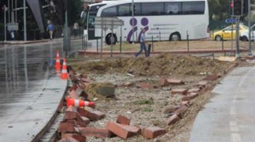 Karam&uuml;rsel Işıklarda &Ccedil;alışmalar Başladı