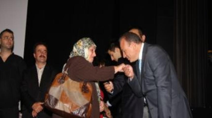 Trabzon Yıldızlı'da Yapılacak Yeni Toki Konutları'nın Kuraları &Ccedil;ekildi