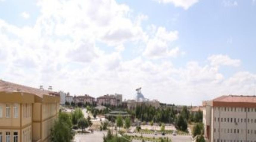 Ne&uuml;&rsquo;de Sağlık Kurumları İşletmeciliği Y&uuml;ksek Lisans Programı A&ccedil;ıldı