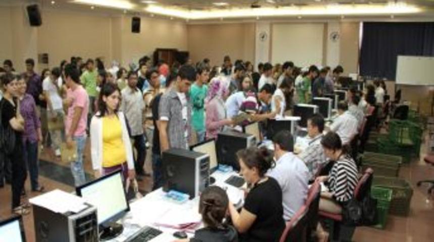 Pamukkale Üniversitesi Yeni Öğrencilerini Bekliyor