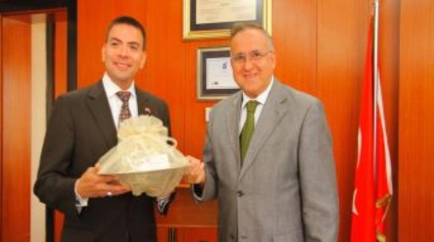 ABD'nin Adana Başkonsolosu: T&uuml;rk Dostlarımızın Acısını Paylaşıyoruz