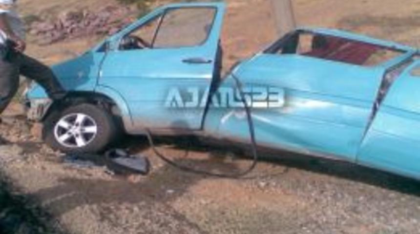 Elazığ'da feci kaza: 2 &ouml;l&uuml;