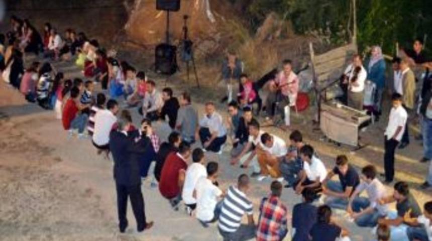 Mihalı&ccedil;&ccedil;ık İl&ccedil;esinde İki Zafer K&ouml;y Şenliği Yapıldı