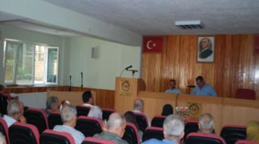 Mudanyalı Hacı Adaylarına Seminer